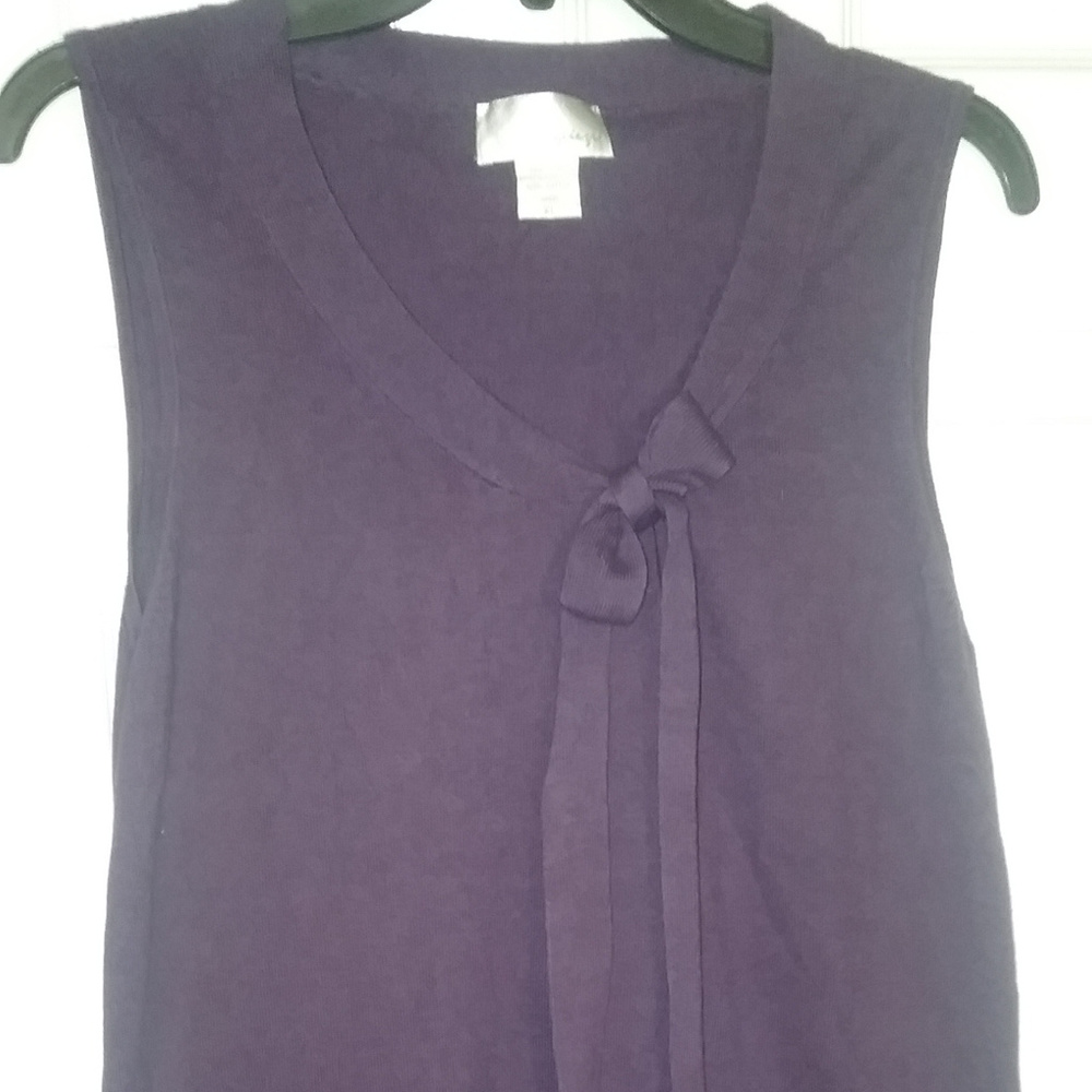 Sleeveless Light Weight Sweater